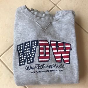 Walt Disney World Sweatshirt XXL